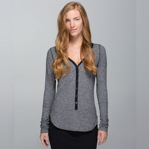 Lululemon Awesoma Henley In Heathered Black